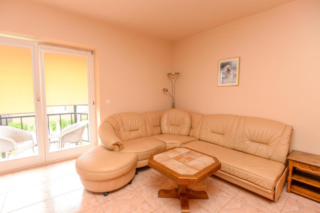 Red Tower Apartments Palanga Bagian luar foto